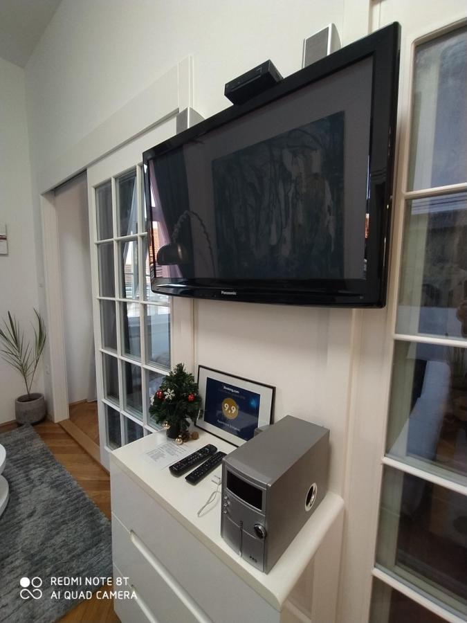 Zrinjevac Apartma *